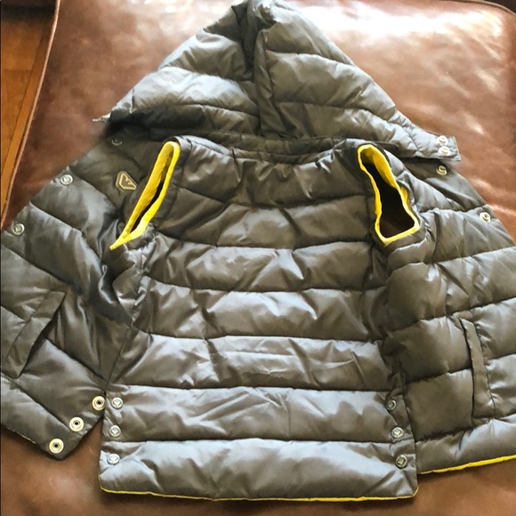 Giorgio Armani Boys Vest - Picture 5 of 7